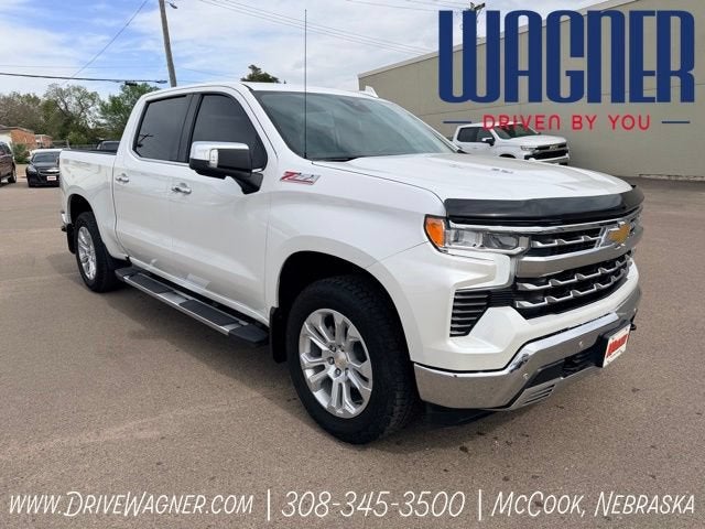 2022 Chevrolet Silverado 1500 LTZ in Iridescent Pearl Tricoat — front three-quarter view
