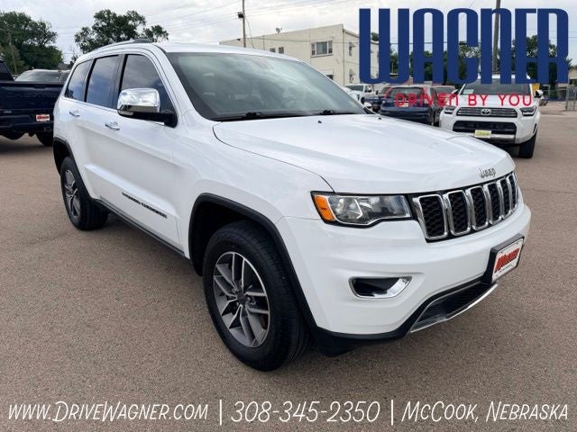 2022 Jeep Grand Cherokee WK Limited in Bright White Clearcoat — front three-quarter view